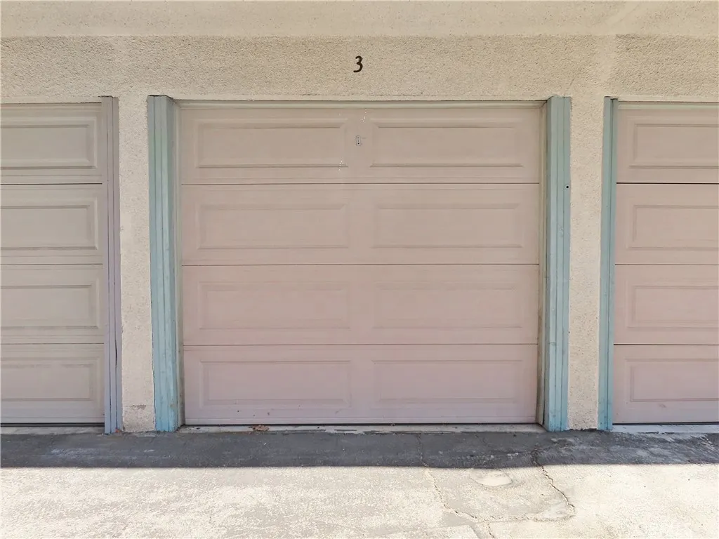 1373 Wheaton Way, Riverside, California 92507 home-pic-28