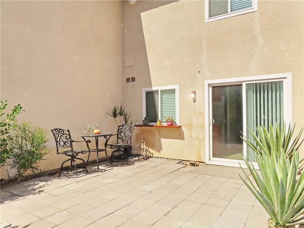 1373 Wheaton Way, Riverside, California 92507 home-pic-27