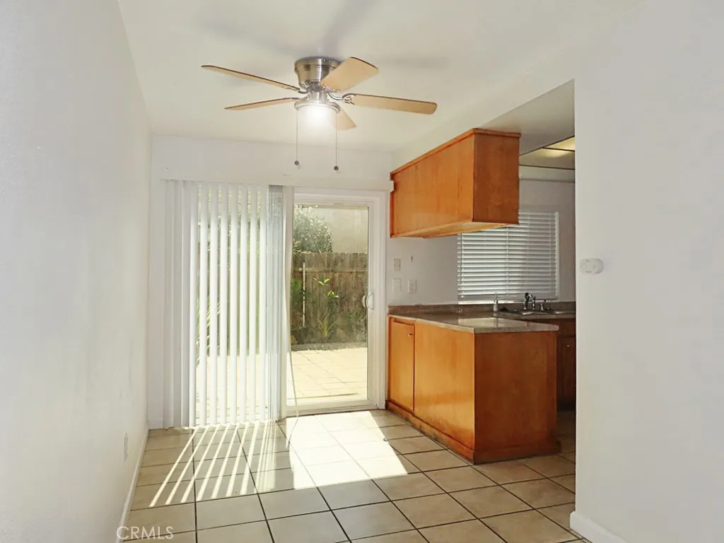 1373 Wheaton Way, Riverside, California 92507 home-pic-12