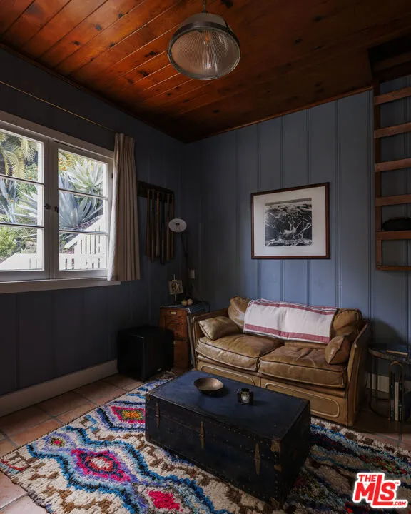 659 E Channel Road, Santa Monica, California 90402 home-pic-16