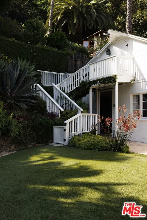 659 E Channel Road, Santa Monica, California 90402 home-pic-17