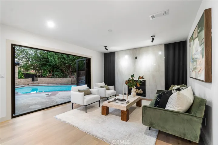 6032 Sun Knoll Circle, Yorba Linda, California 92886