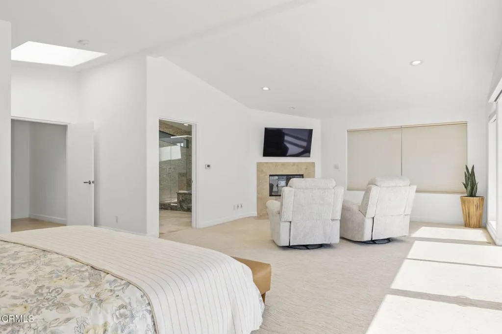 3757 Ocean Drive, Oxnard, California 93035 home-pic-31