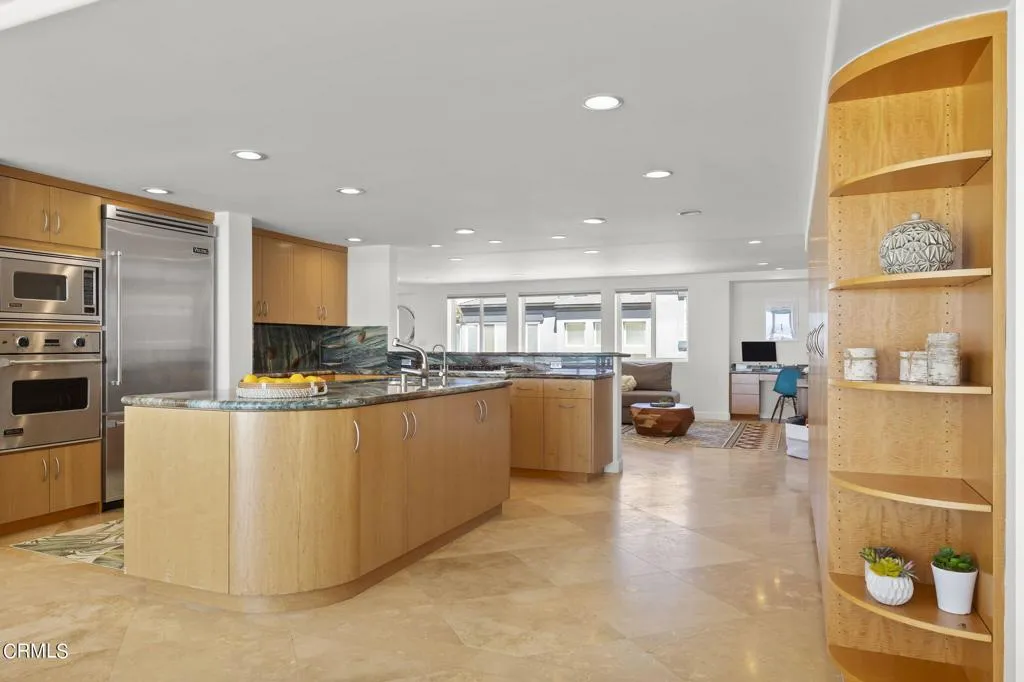 3757 Ocean Drive, Oxnard, California 93035 home-pic-21
