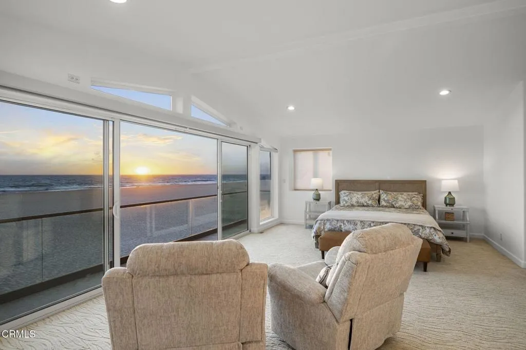 3757 Ocean Drive, Oxnard, California 93035 home-pic-32