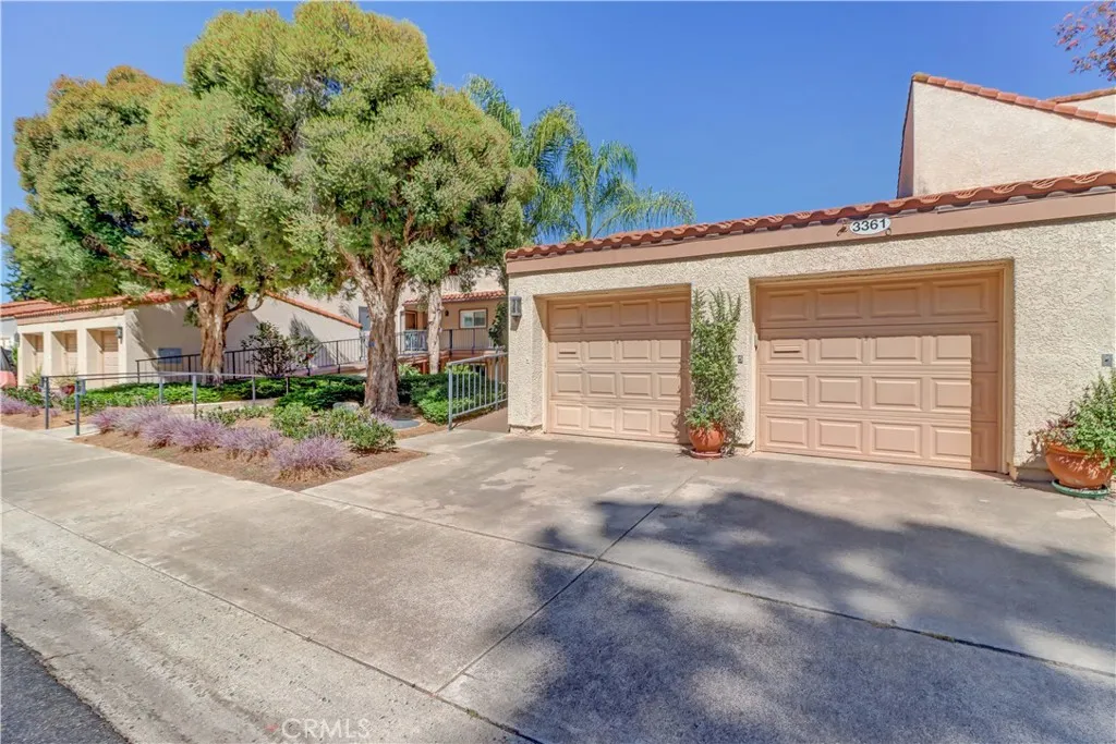 3361 Monte Hermoso, Laguna Woods, California 92637, 2 Bedrooms Bedrooms, ,2 BathroomsBathrooms,Residential,For Sale,Monte Hermoso,OC25173842