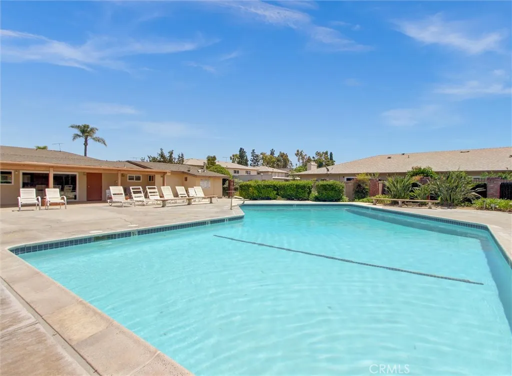 1881 Mitchell Avenue 63, Tustin, California 92780 home-pic-22