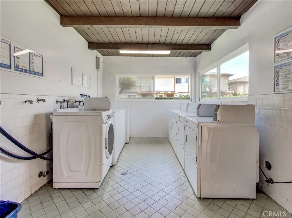 1881 Mitchell Avenue 63, Tustin, California 92780 home-pic-23