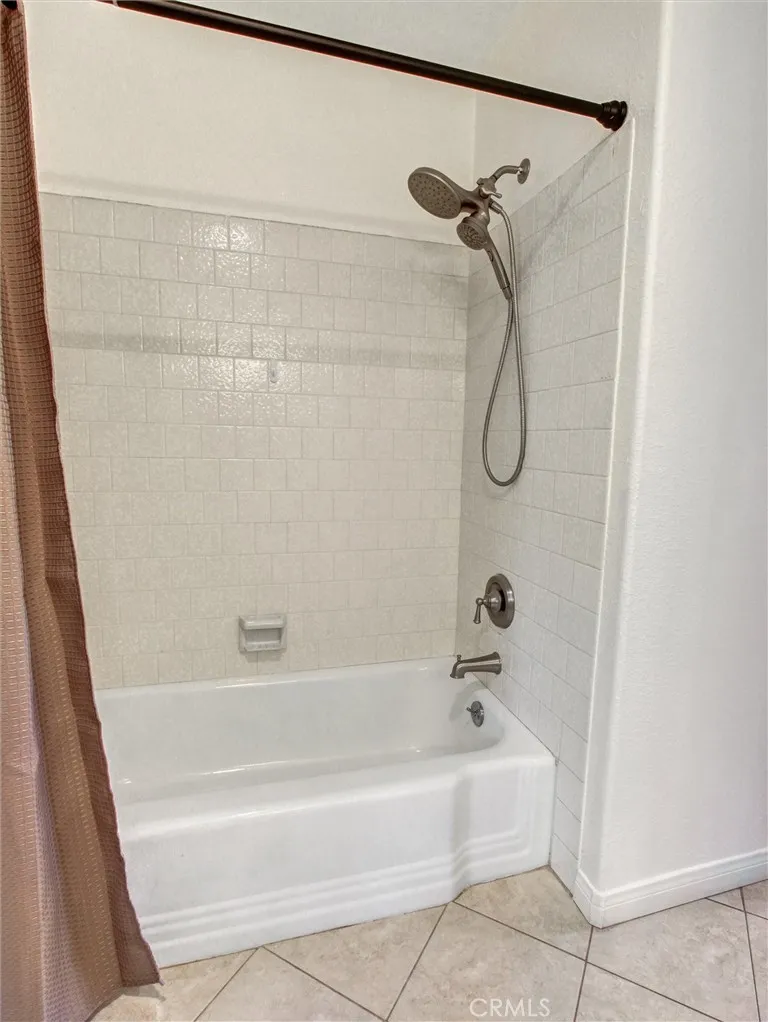 1881 Mitchell Avenue 63, Tustin, California 92780 home-pic-16