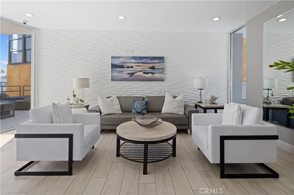 3121 W Coast 5d, Newport Beach, California 92663 home-pic-20