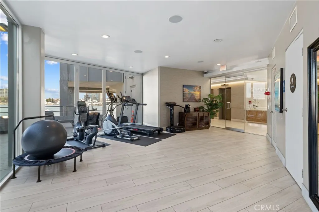 3121 W Coast 5d, Newport Beach, California 92663 home-pic-21