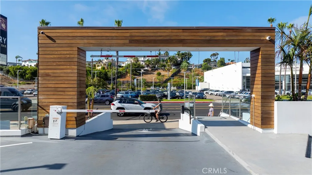 3121 W Coast 5d, Newport Beach, California 92663 home-pic-25