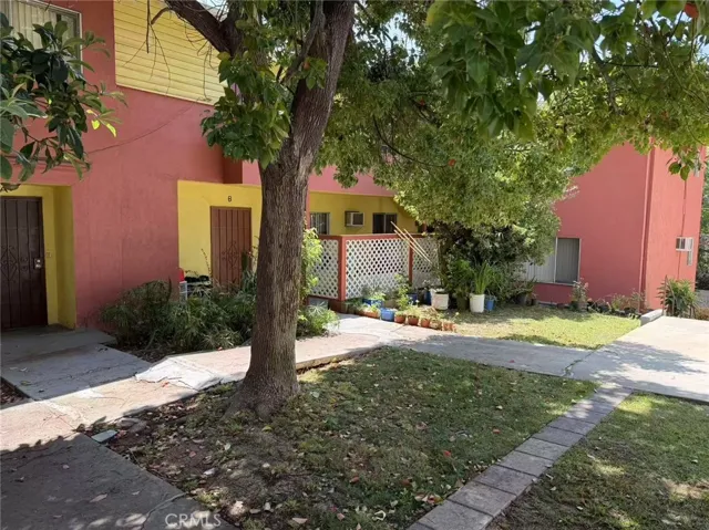 882 El Repetto Dr, Monterey Park, California 91754, 2 Bedrooms Bedrooms, ,2 BathroomsBathrooms,Residential Lease,For Rent,El Repetto Dr,#E,WS25173868