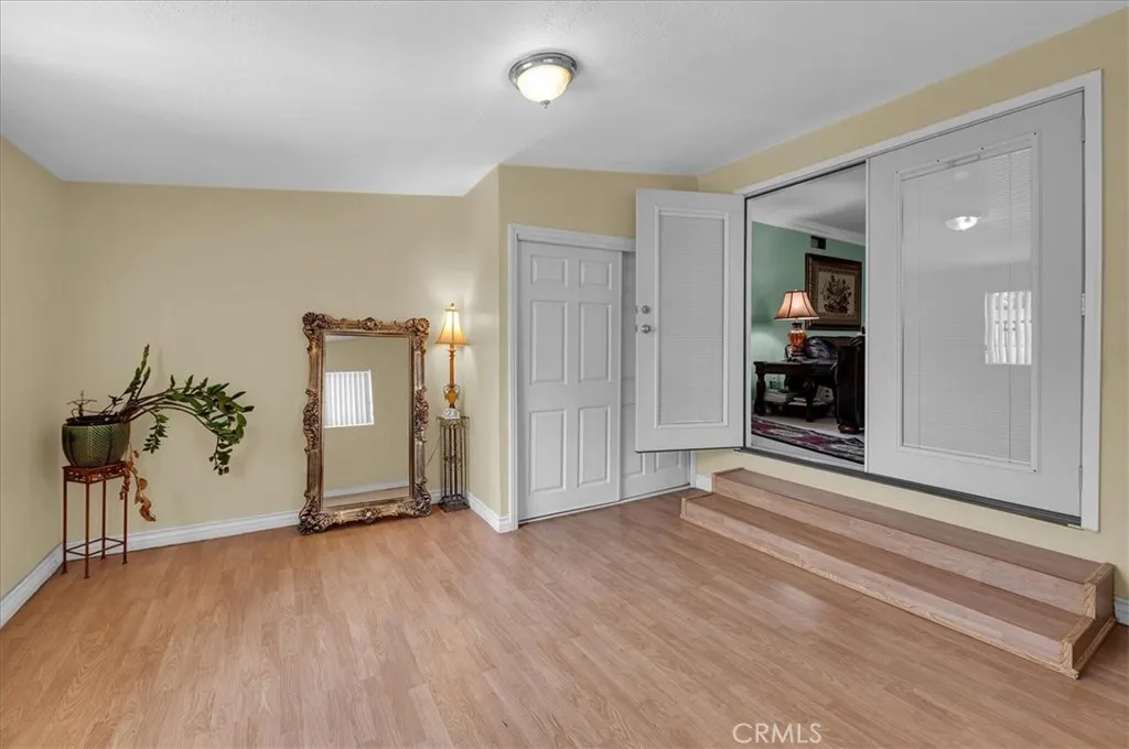 1316 E Romneya Drive, Anaheim, California 92805 home-pic-9
