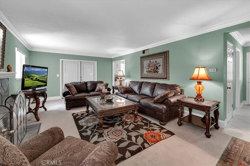 1316 E Romneya Drive, Anaheim, California 92805 home-pic-6