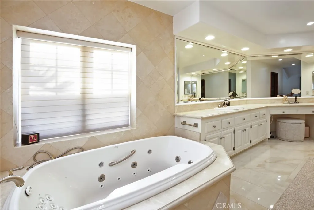 9378 Suva Street, Downey, California 90240 home-pic-30