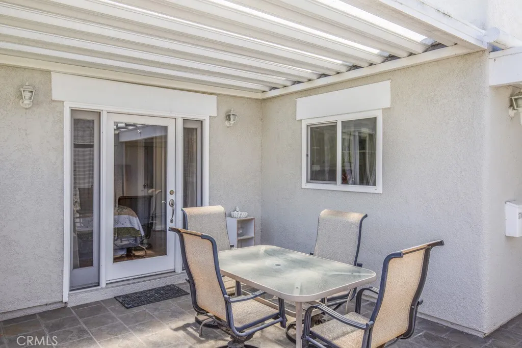 2372 Via Mariposa W B, Laguna Woods, California 92637 home-pic-2
