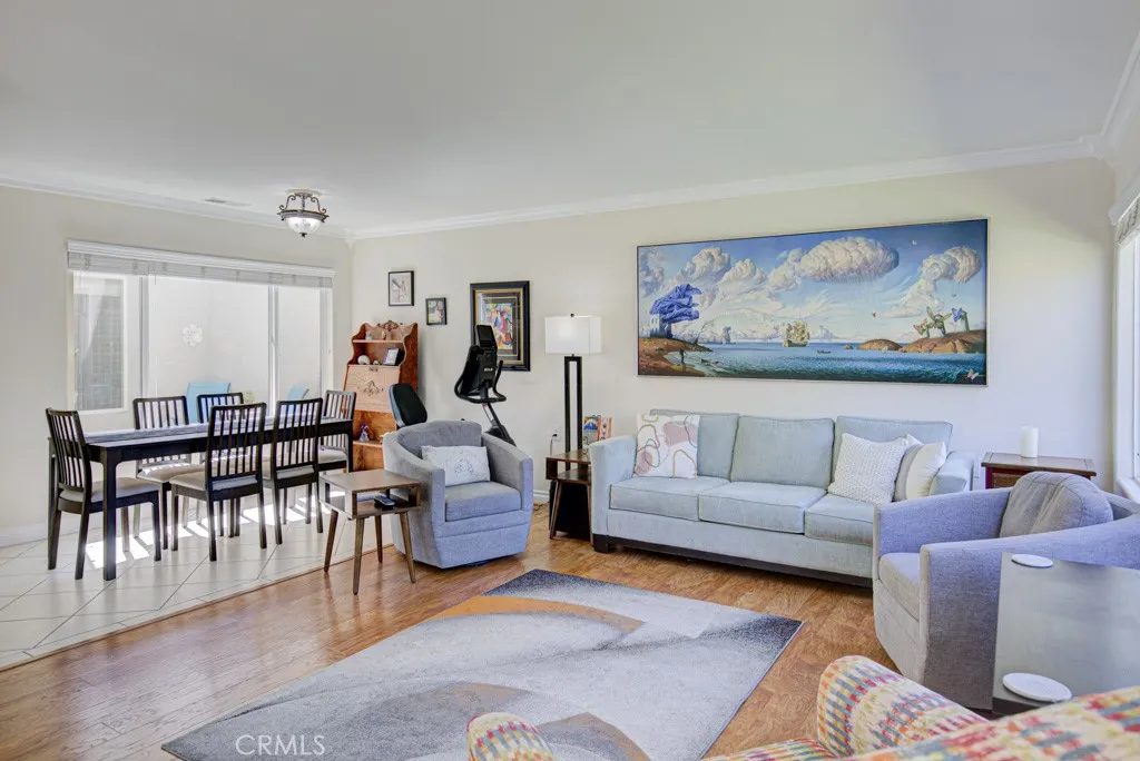 2372 Via Mariposa W B, Laguna Woods, California 92637 home-pic-6