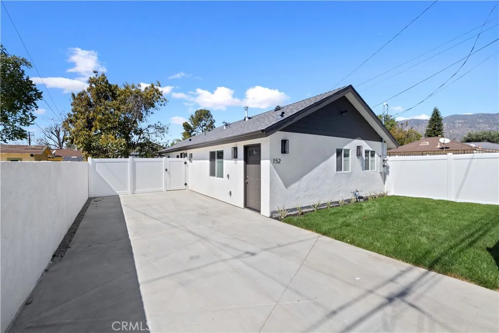 152 S Wabash, Glendora, California 91741, 2 Bedrooms Bedrooms, ,2 BathroomsBathrooms,Residential Lease,For Rent,Wabash,OC25174010