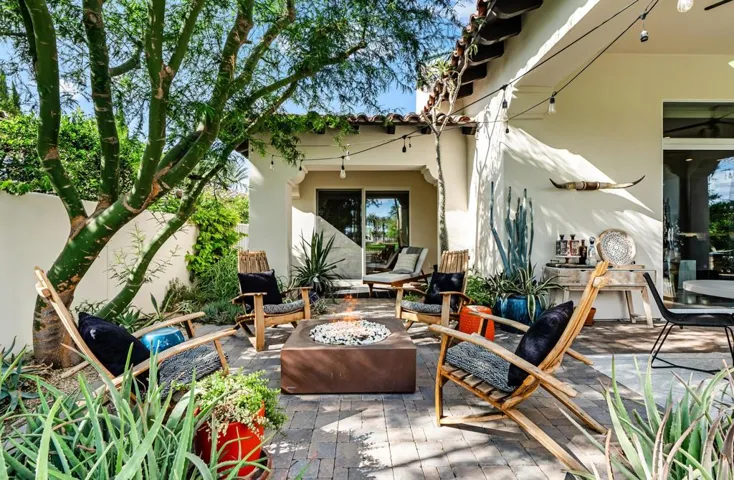 35-56738 Palms Drive-35