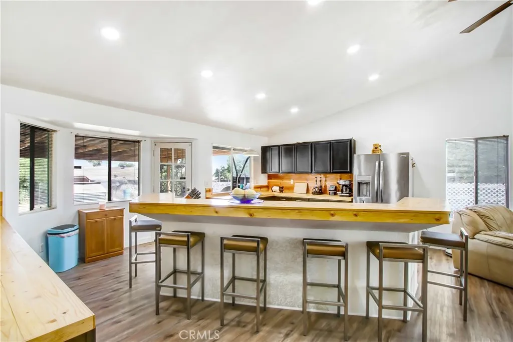 21703 Corso Alto Avenue, Nuevo, California 92567 home-pic-8