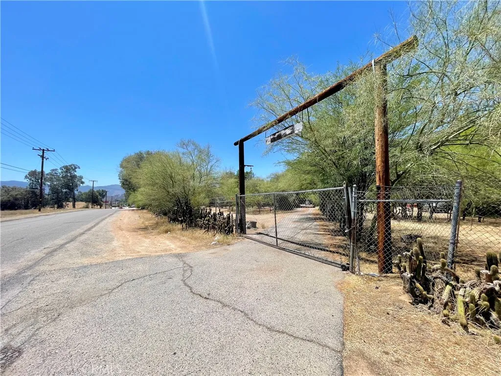 28875 10th Street, Lake Elsinore, California 92532 home-pic-0