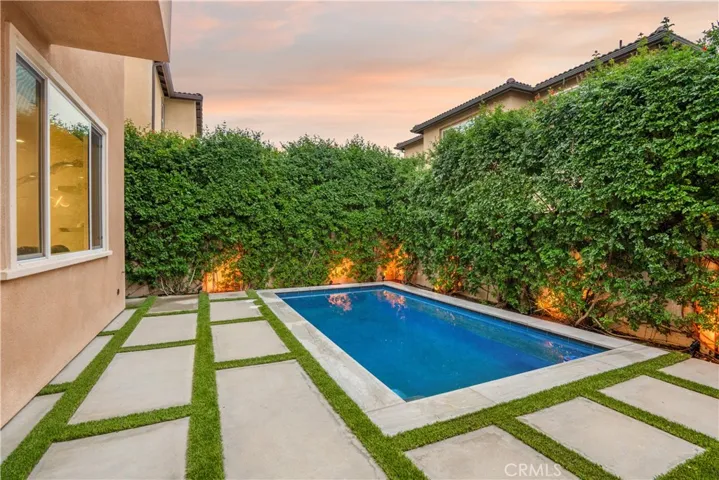 23148 W Saratoga Way, West Hills, California 91307