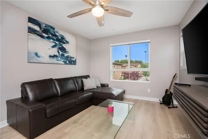 23148 W Saratoga Way, West Hills, California 91307