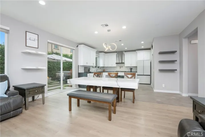23148 W Saratoga Way, West Hills, California 91307