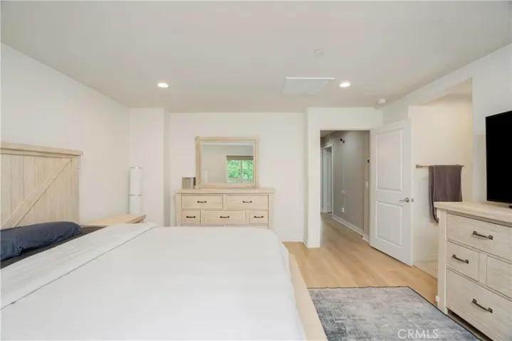 23148 W Saratoga Way, West Hills, California 91307