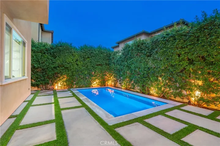23148 W Saratoga Way, West Hills, California 91307