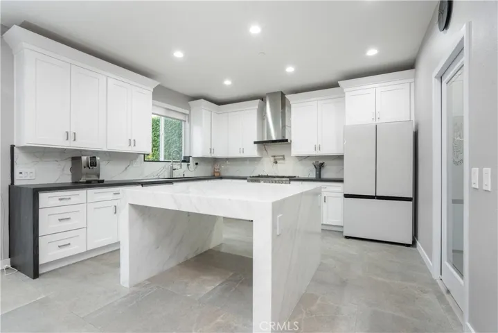 23148 W Saratoga Way, West Hills, California 91307