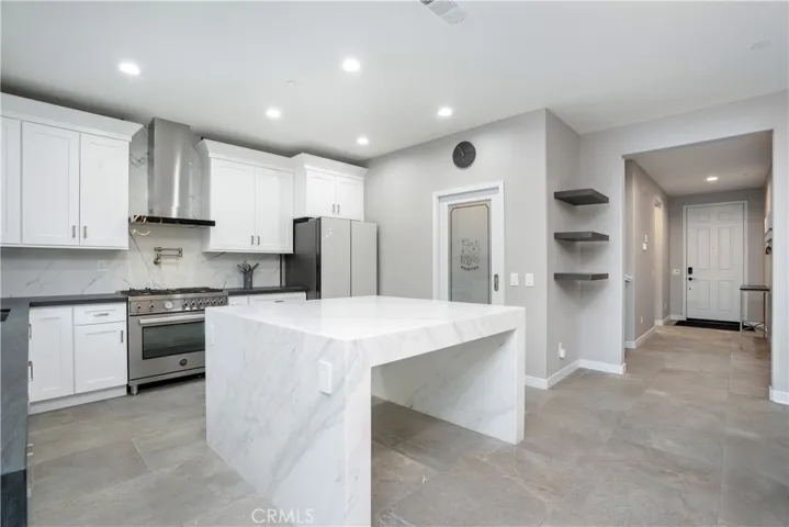 23148 W Saratoga Way, West Hills, California 91307