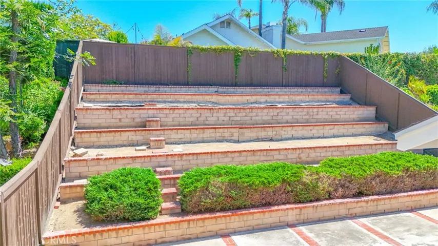 16 Oxbow Creek Lane, Laguna Hills, California 92653