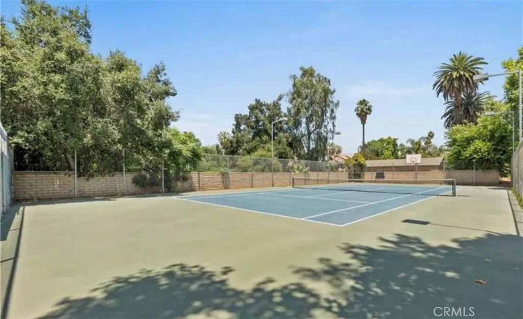 246 E Fern Avenue 210, Redlands, California 92373 home-pic-6