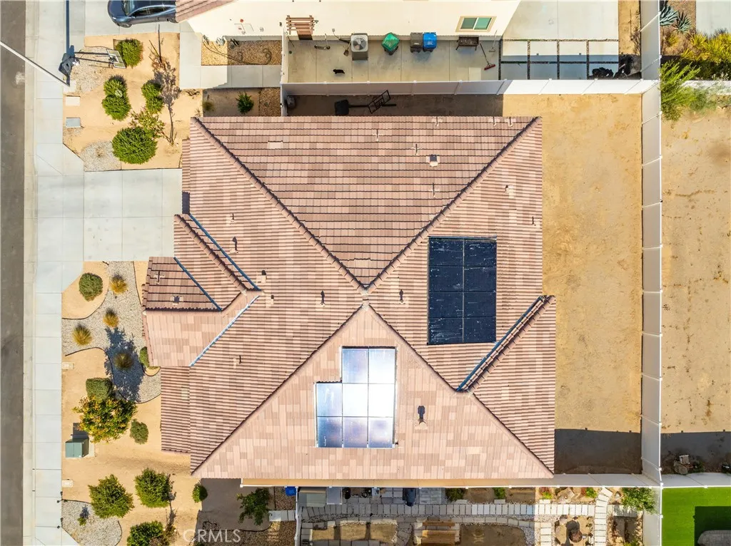2050 Helconia Court, Palmdale, California 93551 home-pic-55