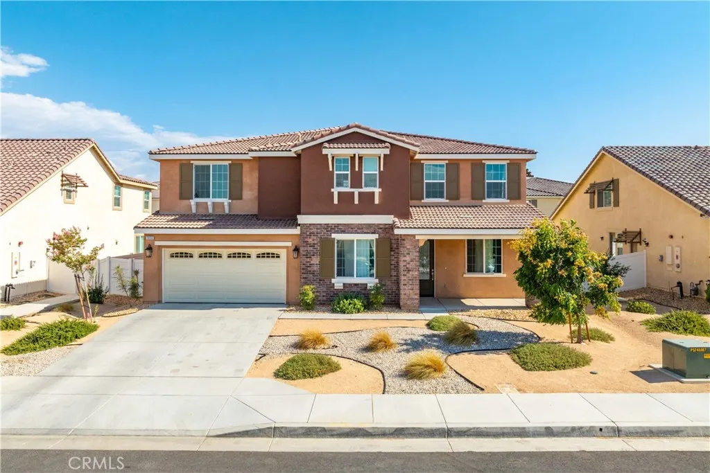 2050 Helconia Court, Palmdale, California 93551 home-pic-1
