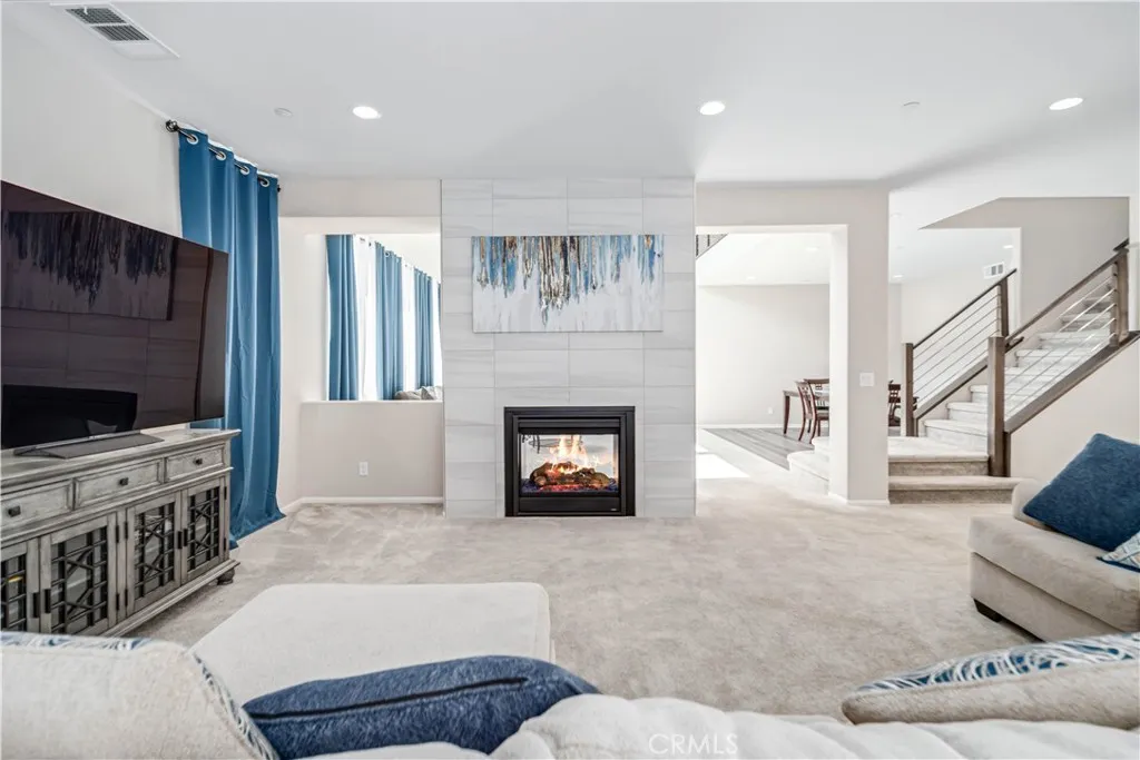 2050 Helconia Court, Palmdale, California 93551 home-pic-15