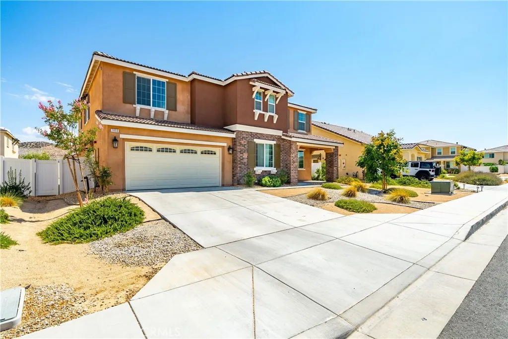 2050 Helconia Court, Palmdale, California 93551 home-pic-4