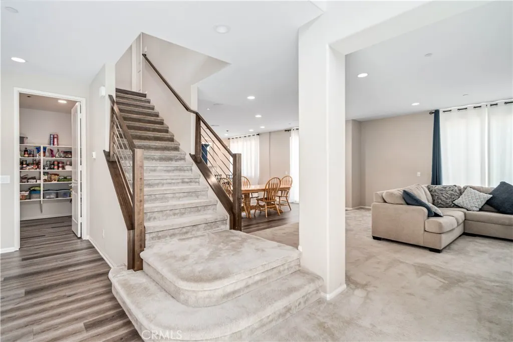2050 Helconia Court, Palmdale, California 93551 home-pic-12