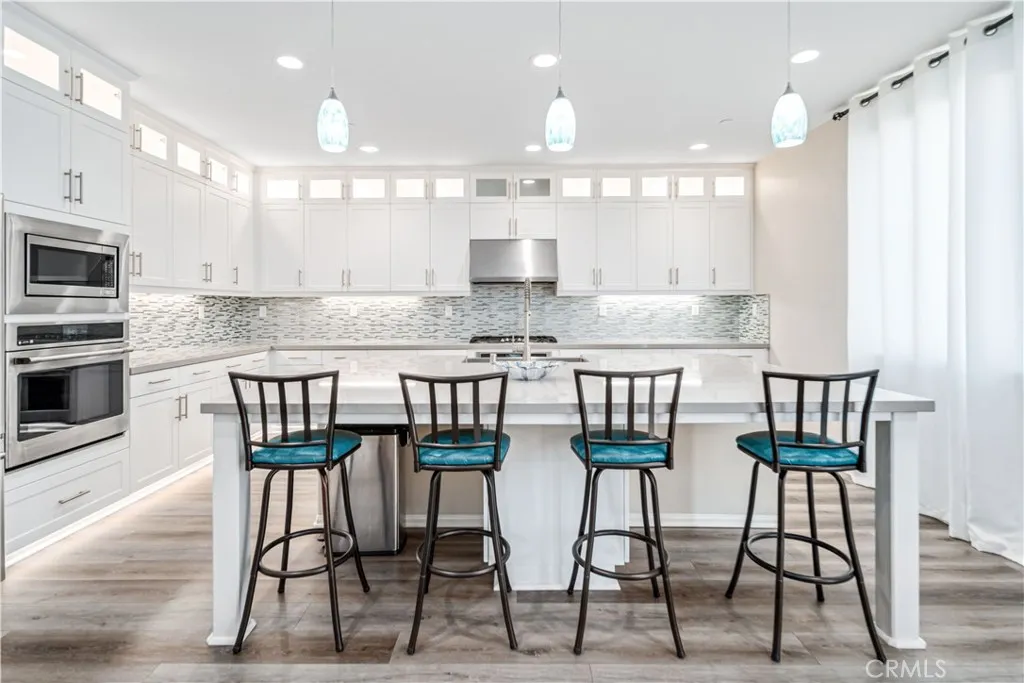 2050 Helconia Court, Palmdale, California 93551 home-pic-18