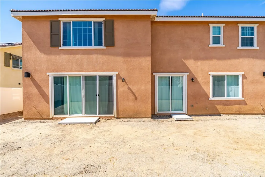 2050 Helconia Court, Palmdale, California 93551 home-pic-52