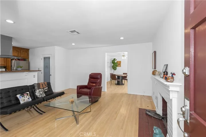 6700 Densmore Avenue, Van Nuys, California 91406