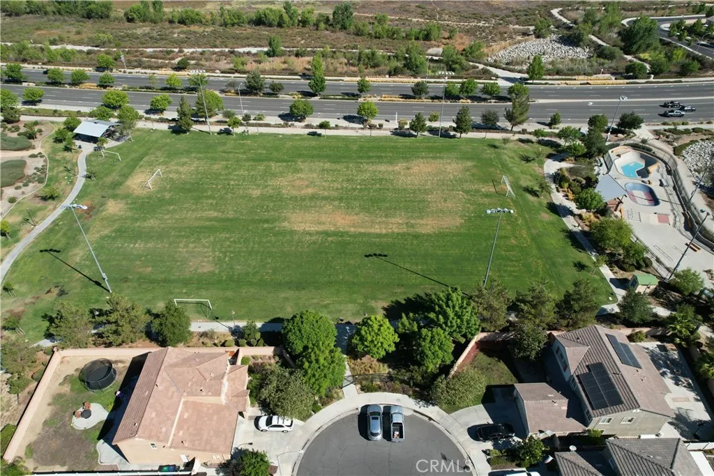 30398 Wide Plains Court, Menifee, California 92584 home-pic-11