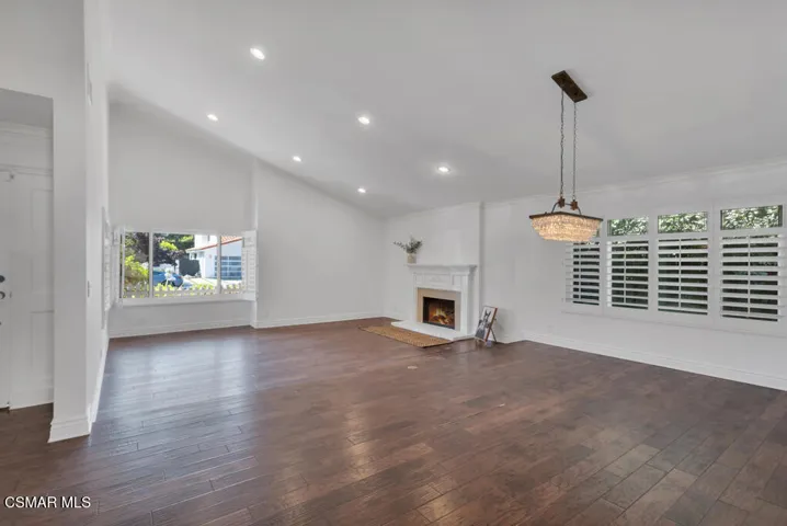 6344 Kerryhill Ct-HsHProd-40