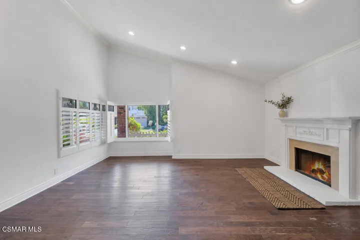 6344 Kerryhill Ct-HsHProd-43