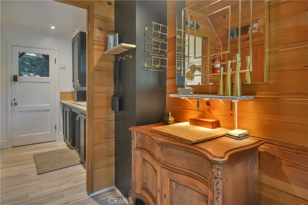 761 Arrowhead Villa Road, Lake Arrowhead, California 92352 home-pic-7