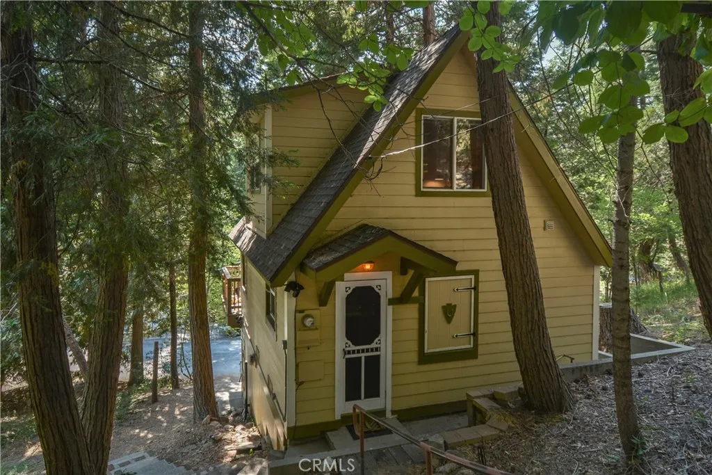 761 Arrowhead Villa Road, Lake Arrowhead, California 92352 home-pic-29