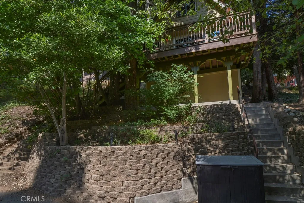 761 Arrowhead Villa Road, Lake Arrowhead, California 92352 home-pic-1
