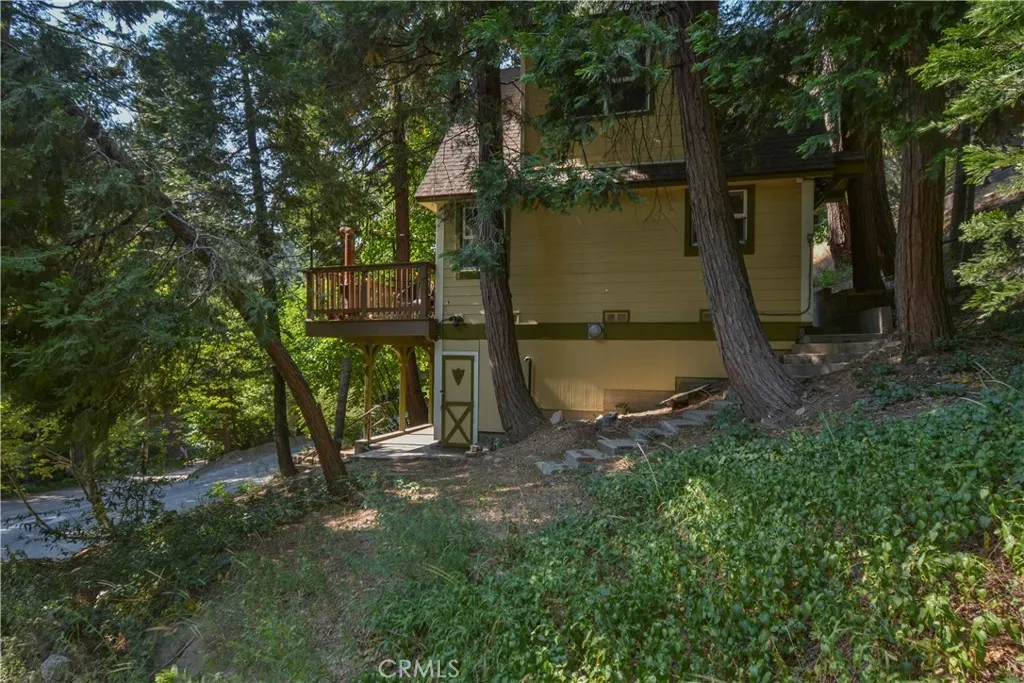 761 Arrowhead Villa Road, Lake Arrowhead, California 92352 home-pic-27